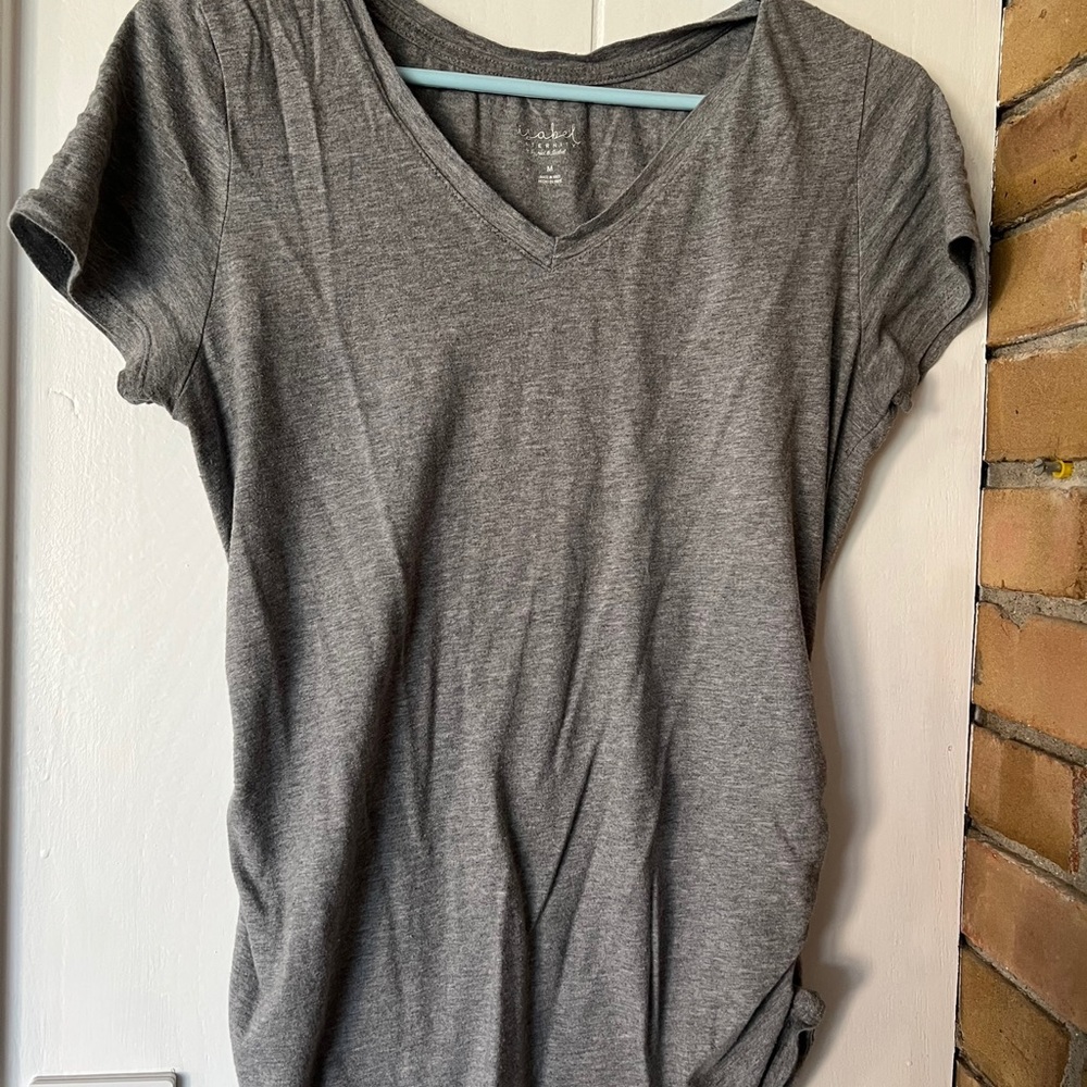 Gray maternity tshirt